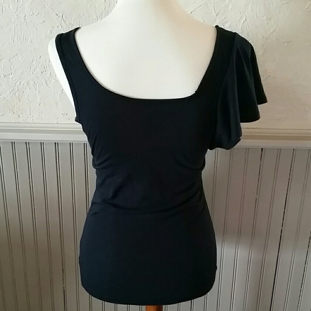 💕Asymmetrical Tee - Picture 5 of 6